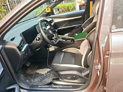 MG MG5 Scorpio