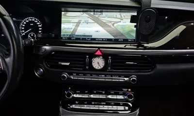 Genesis EQ900