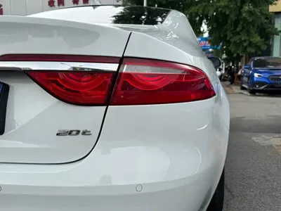 Jaguar XFL