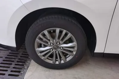 SAIC MAXUS G50
