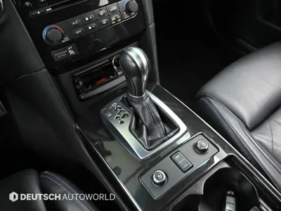 Infiniti QX70