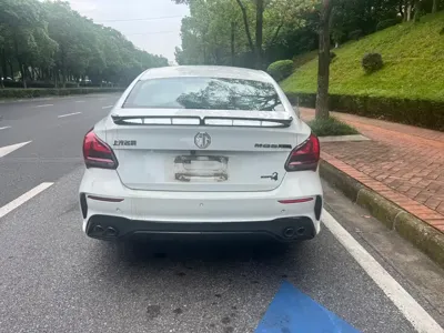 MG MG5 Scorpio