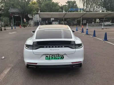 Porsche Panamera Hybrid