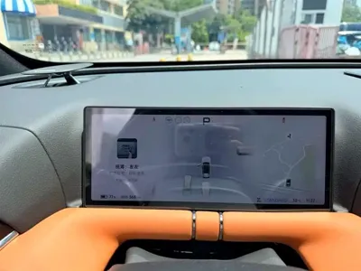 Xpeng G9