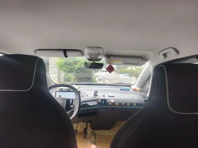 Baojun E300