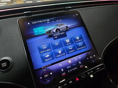 Mercedes-Benz EQS