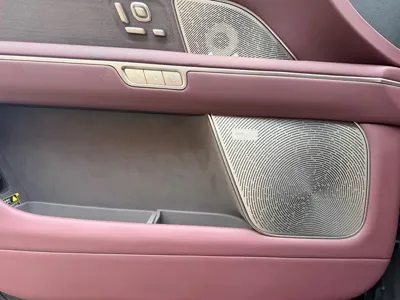 Nio ES8
