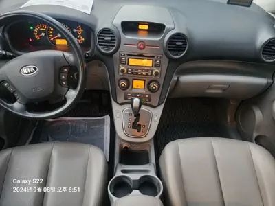 Kia Carens