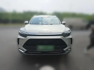 BAIC X7