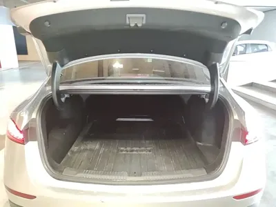 Roewe D7