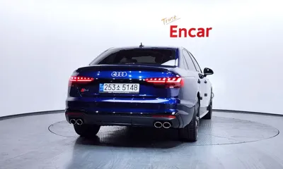 Audi S4