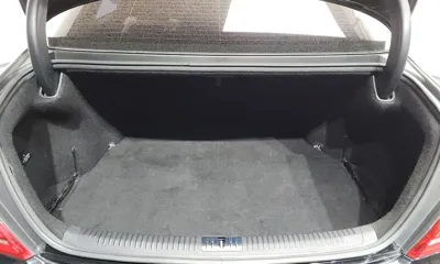 Genesis EQ900
