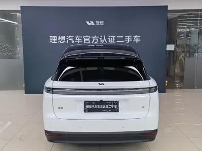 Li Auto 理想i8