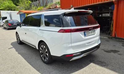 Kia Canival