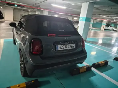 MINI Cooper Convertible