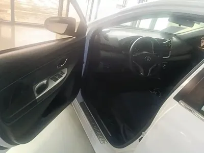 Toyota Yaris L