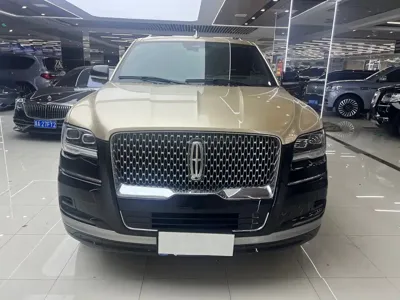 Lincoln Navigator