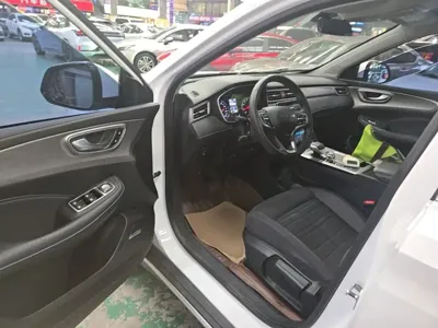 Roewe RX5
