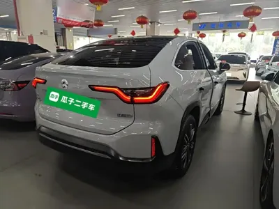 Nio EC6