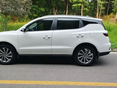 Geely Vision X6