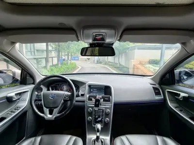 Volvo XC60 (Import)