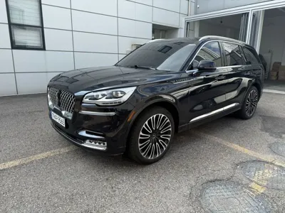 Lincoln Aviator