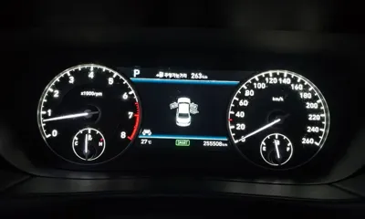 Genesis EQ900