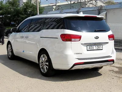Kia Canival