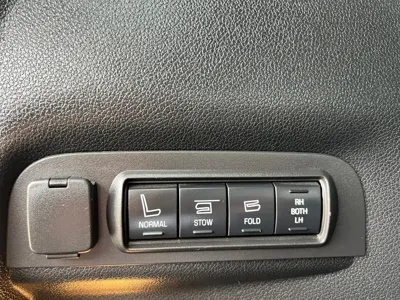 Ford Explorer (Import)