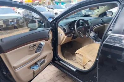 Roewe 950