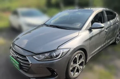 Hyundai Elantra (6th Generation