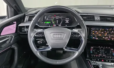 Audi e-tron