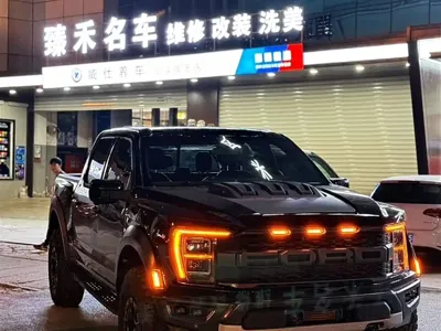 Ford F-150 Raptor