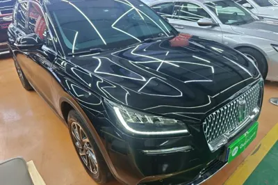 Lincoln Corsair