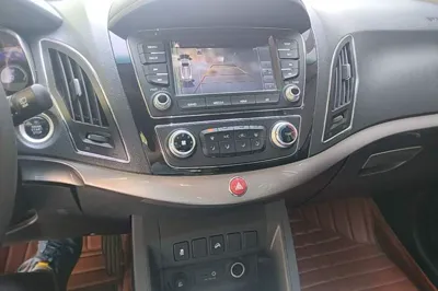JAC Group Refine S5