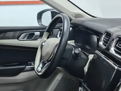 Lynk & Co 02