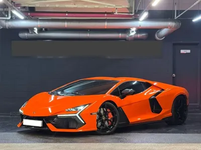 Lamborghini Revuelto