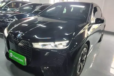 BMW iX