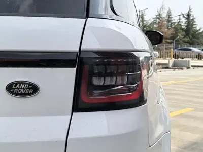 Land Rover Sport