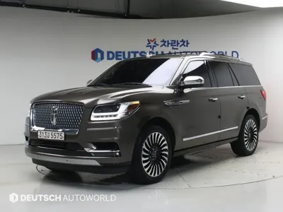Lincoln Navigator