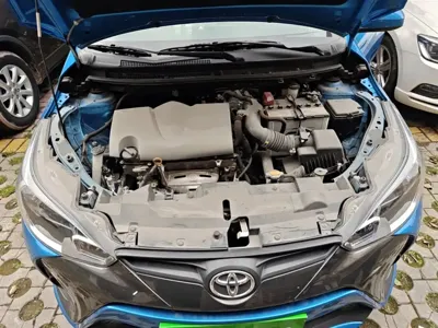 Toyota Yaris L