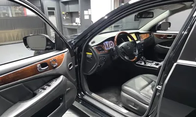 Hyundai Equus