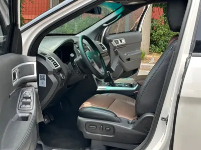Ford Explorer (Import)