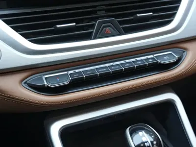 Geely Vision X6