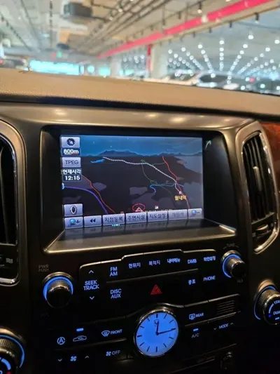 Hyundai Equus