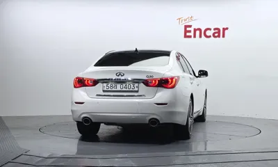 Infiniti Q50