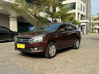 Venucia T70