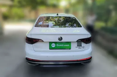 Volkswagen Sagitar