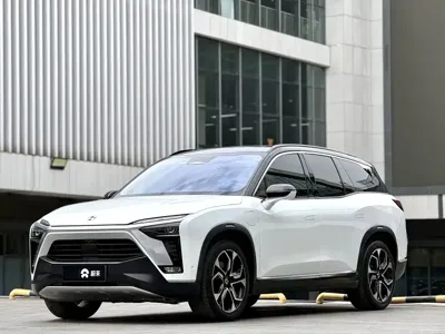 Nio ES8