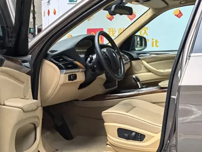 BMW X5 (Import)